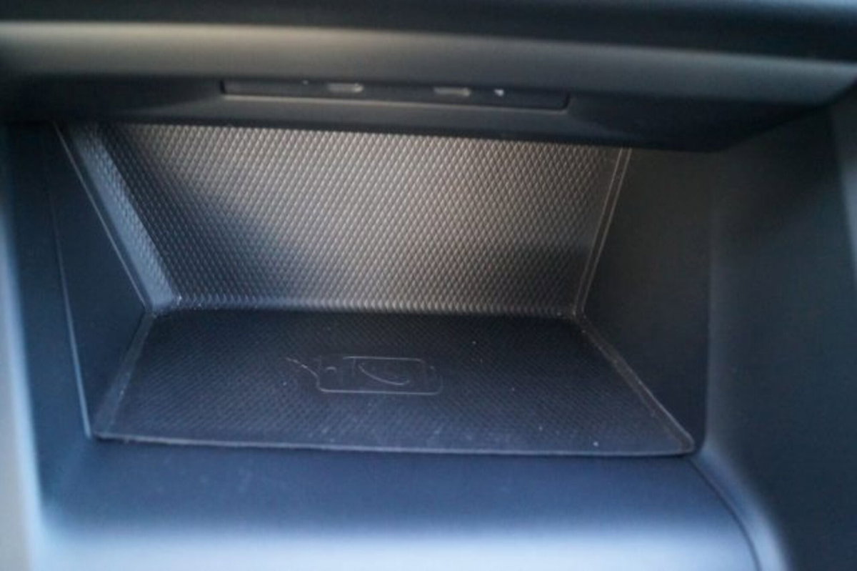 Volkswagen Golf Variant 1.0 eTSI EVO DSG Life (16)