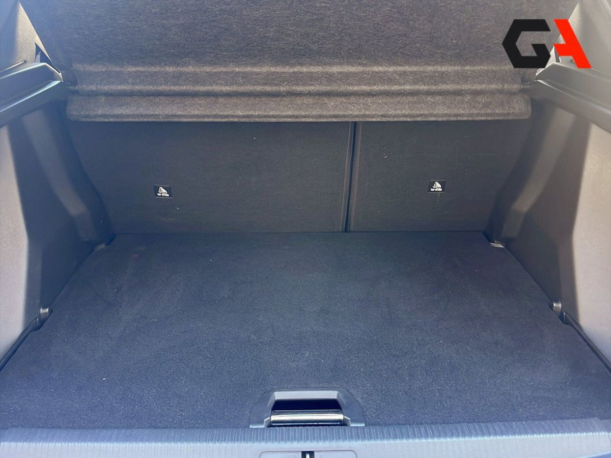 Peugeot 2008 BlueHDi 110 S&S Allure Pack (16)
