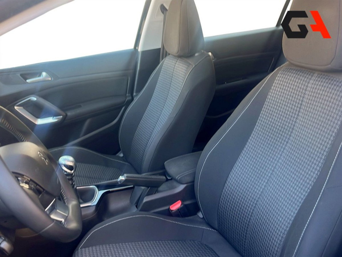 Peugeot 308 BlueHDi 100 S&S Business (15)