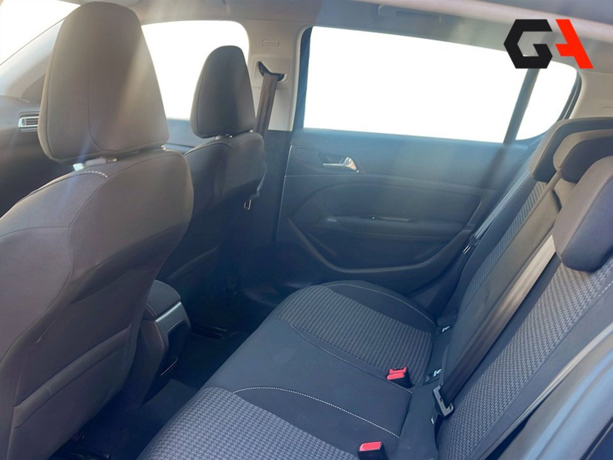 Peugeot 308 BlueHDi 100 S&S Business (16)