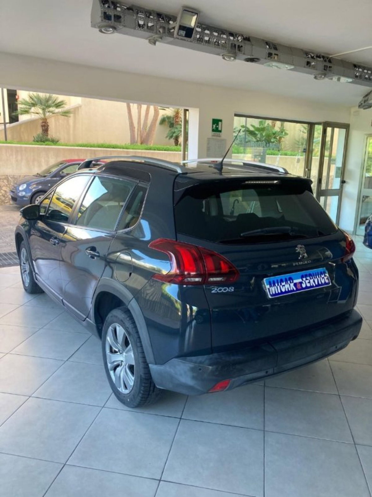 Peugeot 2008 100 S&S Black Matt (7)