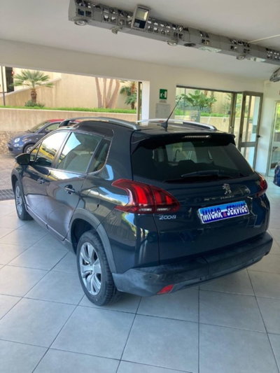 Peugeot 2008 100 S&S Black Matt (7)