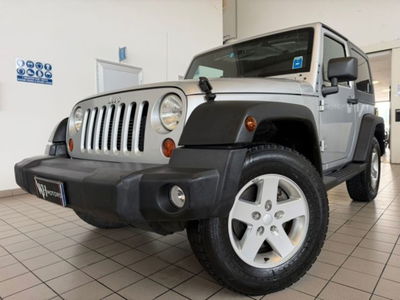Jeep Wrangler 2.8 CRD DPF Sahara Auto usata