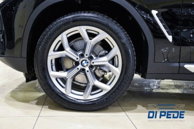 BMW X4 xDrive20d 48V (9)
