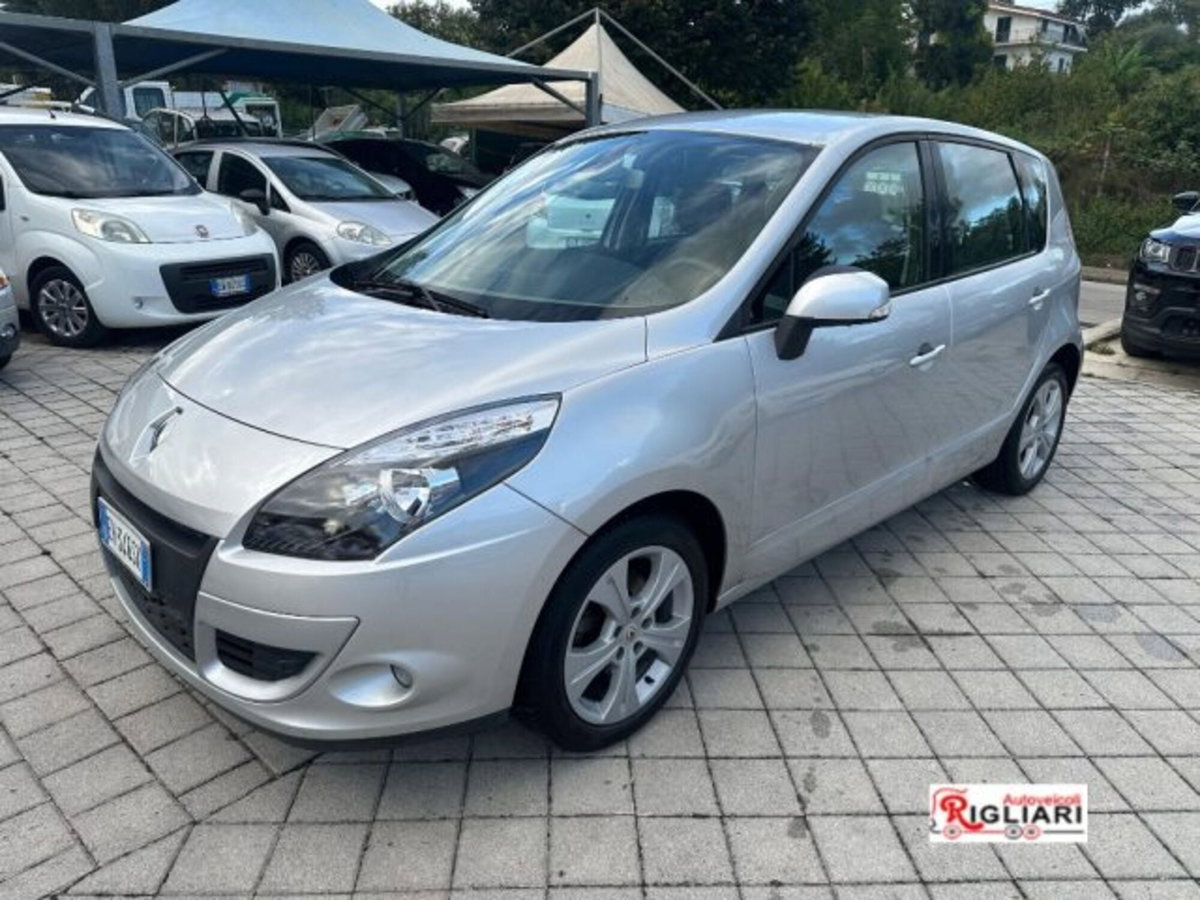 Renault Scenic E-Tech Electric 1.5 dCi 110CV Dynamique (19)
