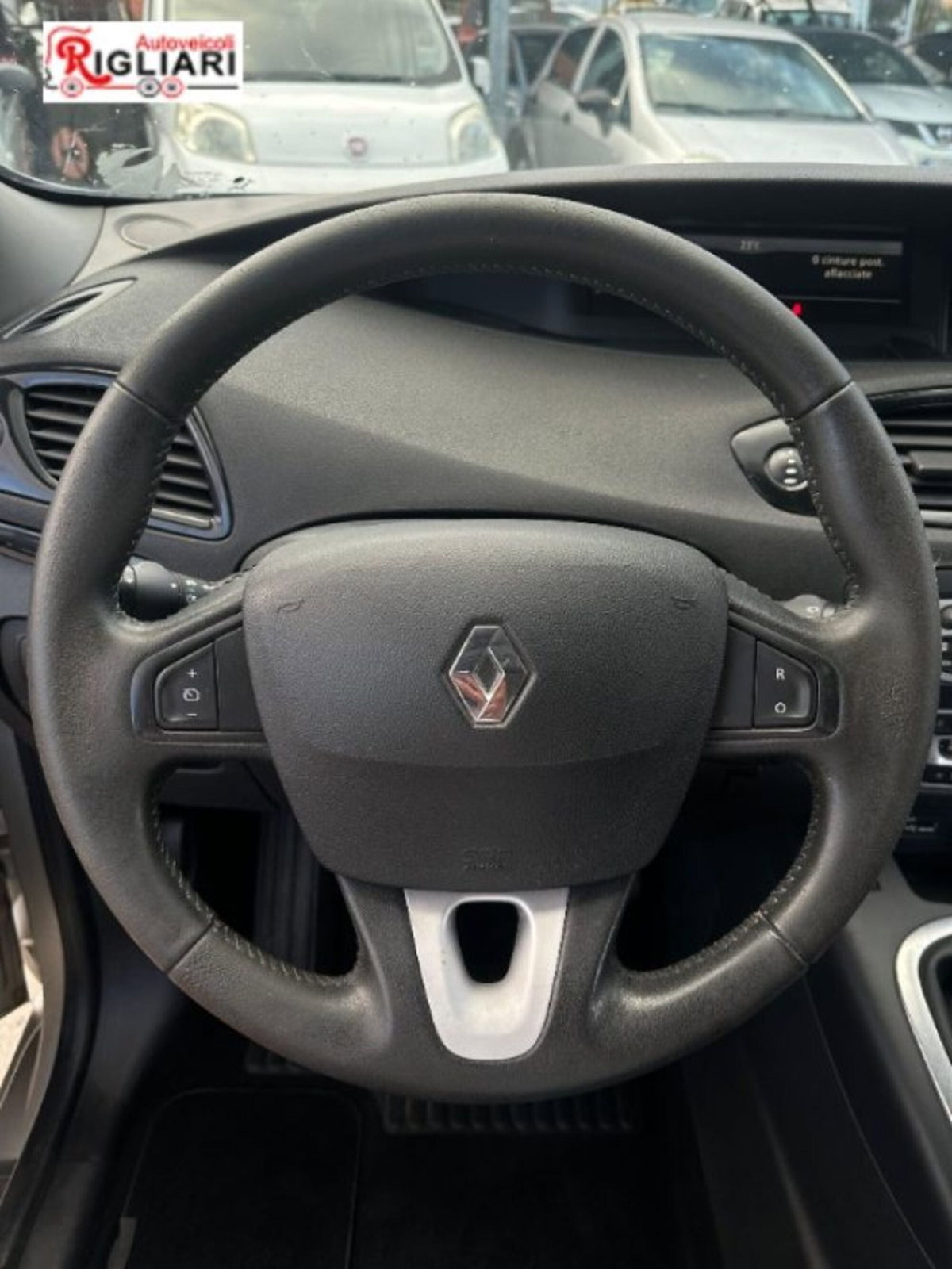 Renault Scenic E-Tech Electric 1.5 dCi 110CV Dynamique (6)