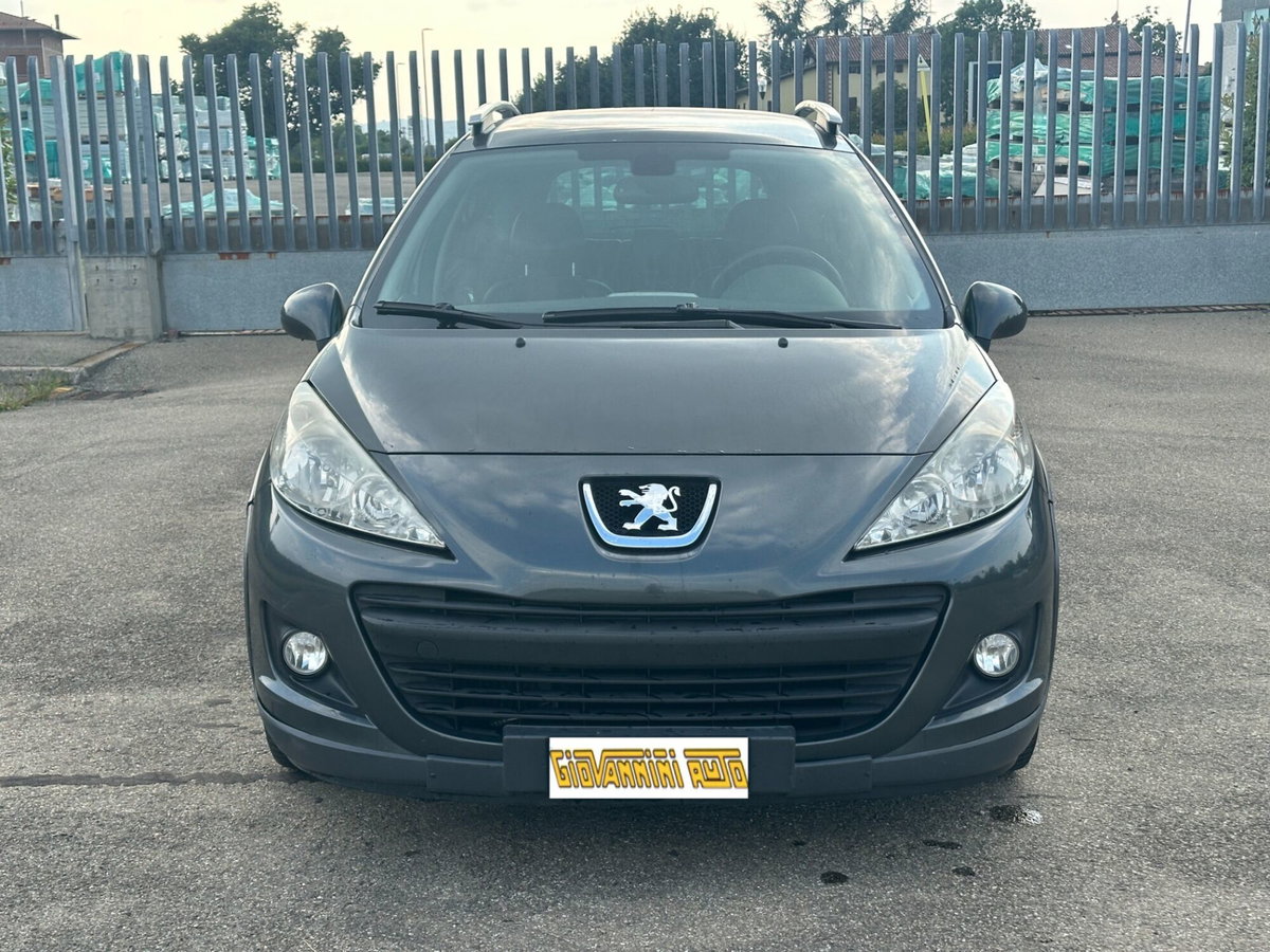 Peugeot 207 SW 8V HDi 112CV Outdoor (3)