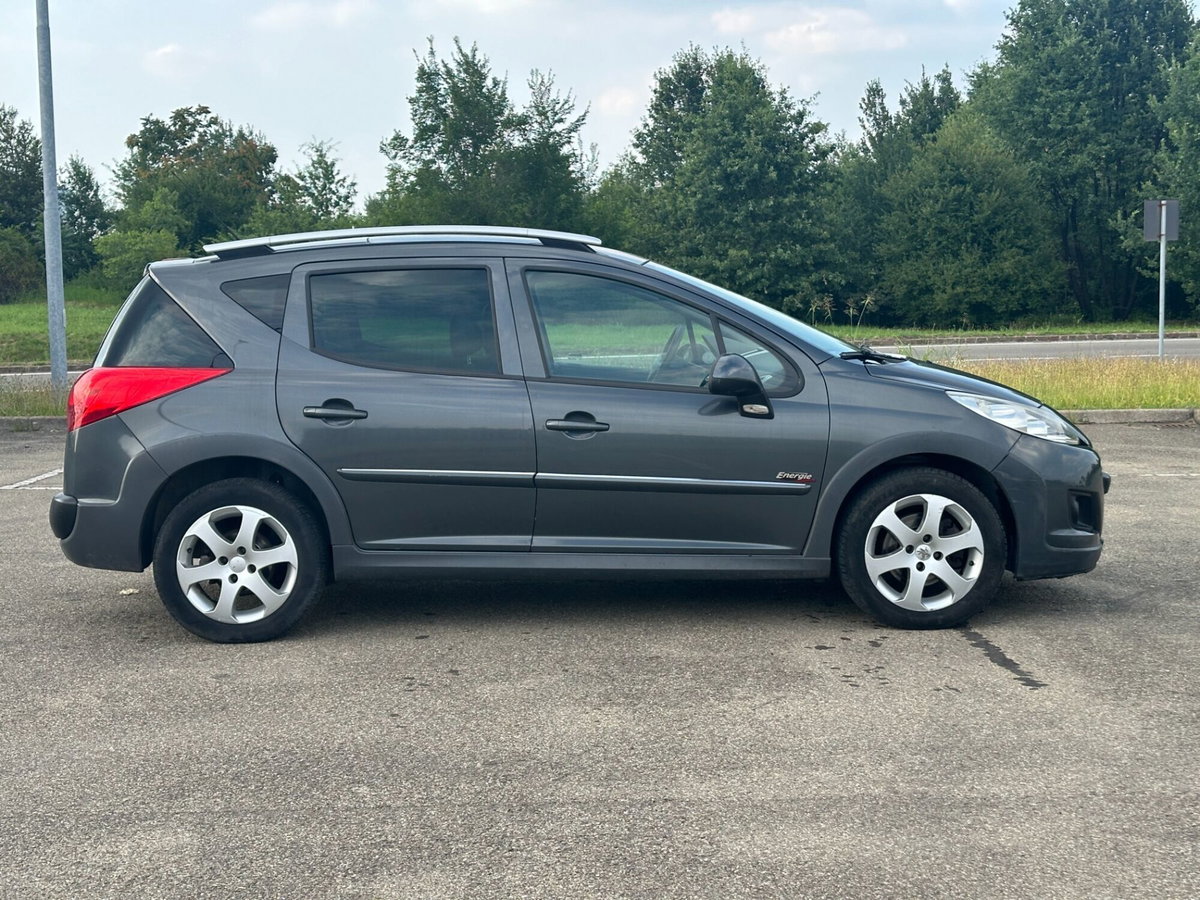Peugeot 207 SW 8V HDi 112CV Outdoor (4)