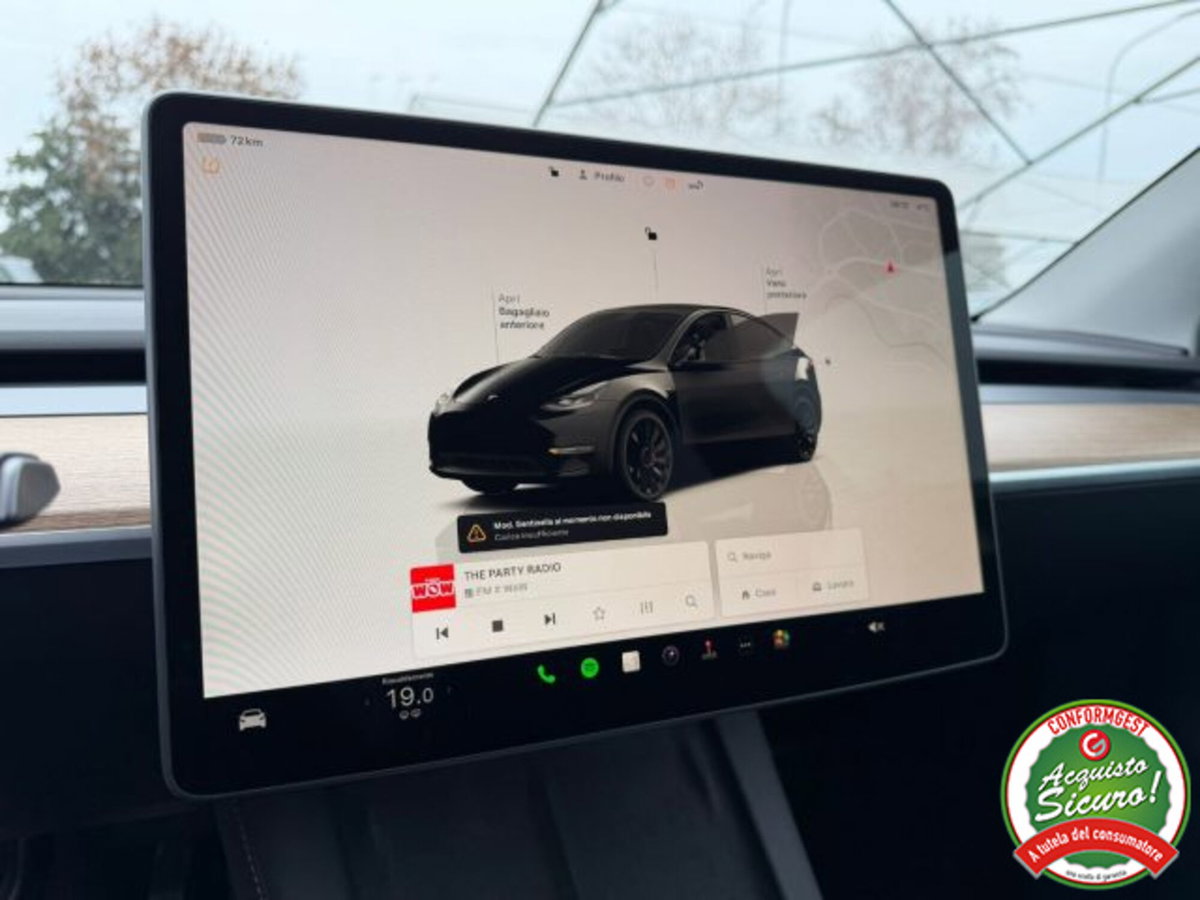 Tesla Model Y Performance awd (15)