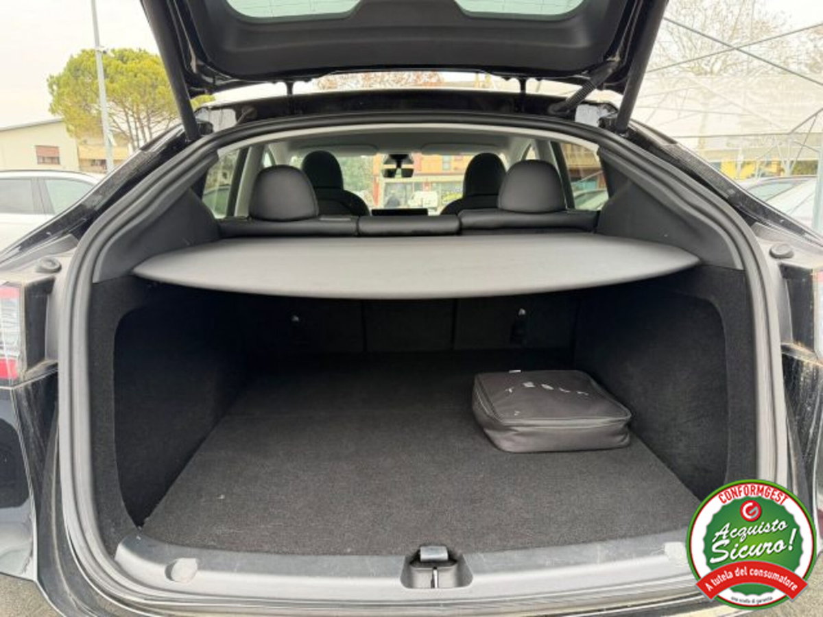 Tesla Model Y Performance awd (7)