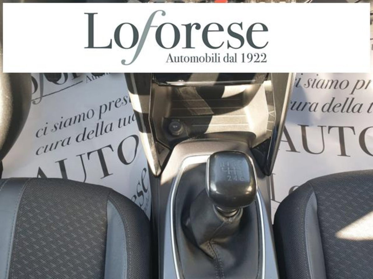 Peugeot 2008 BlueHDi 100 S&S Allure Navi Pack (14)