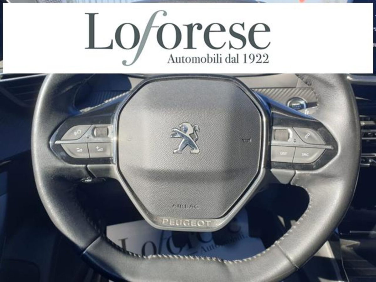 Peugeot 2008 BlueHDi 100 S&S Allure Navi Pack (15)