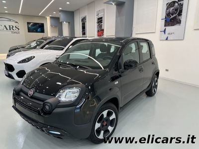 Fiat Panda 1.0 FireFly S&S Hybrid City Cross usata