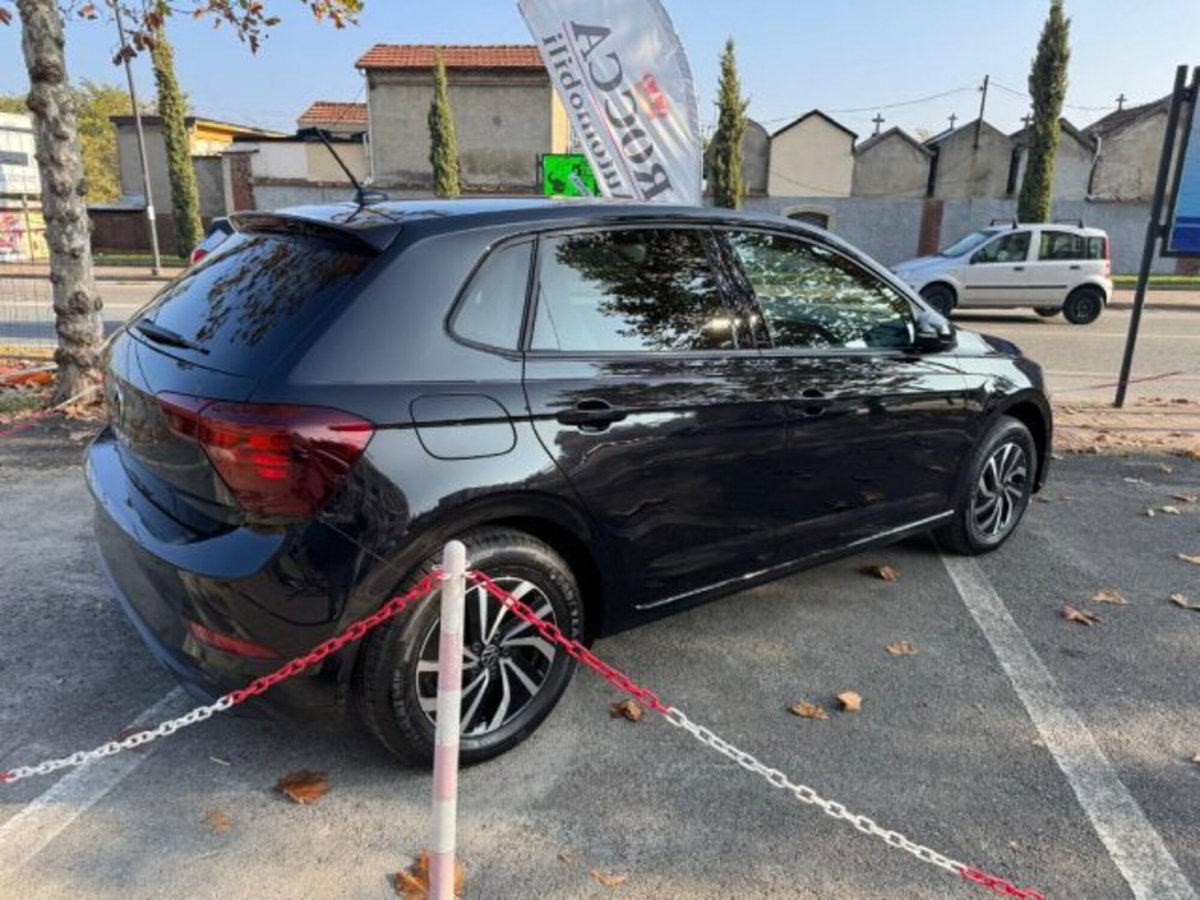 Volkswagen Polo 1.0 tsi Edition 95cv (2)