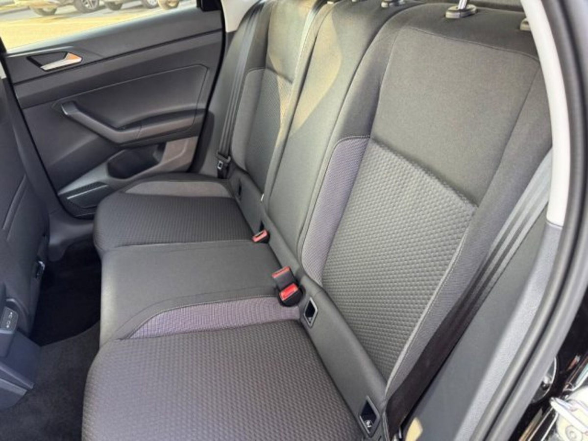 Volkswagen Polo 1.0 tsi Edition 95cv (4)