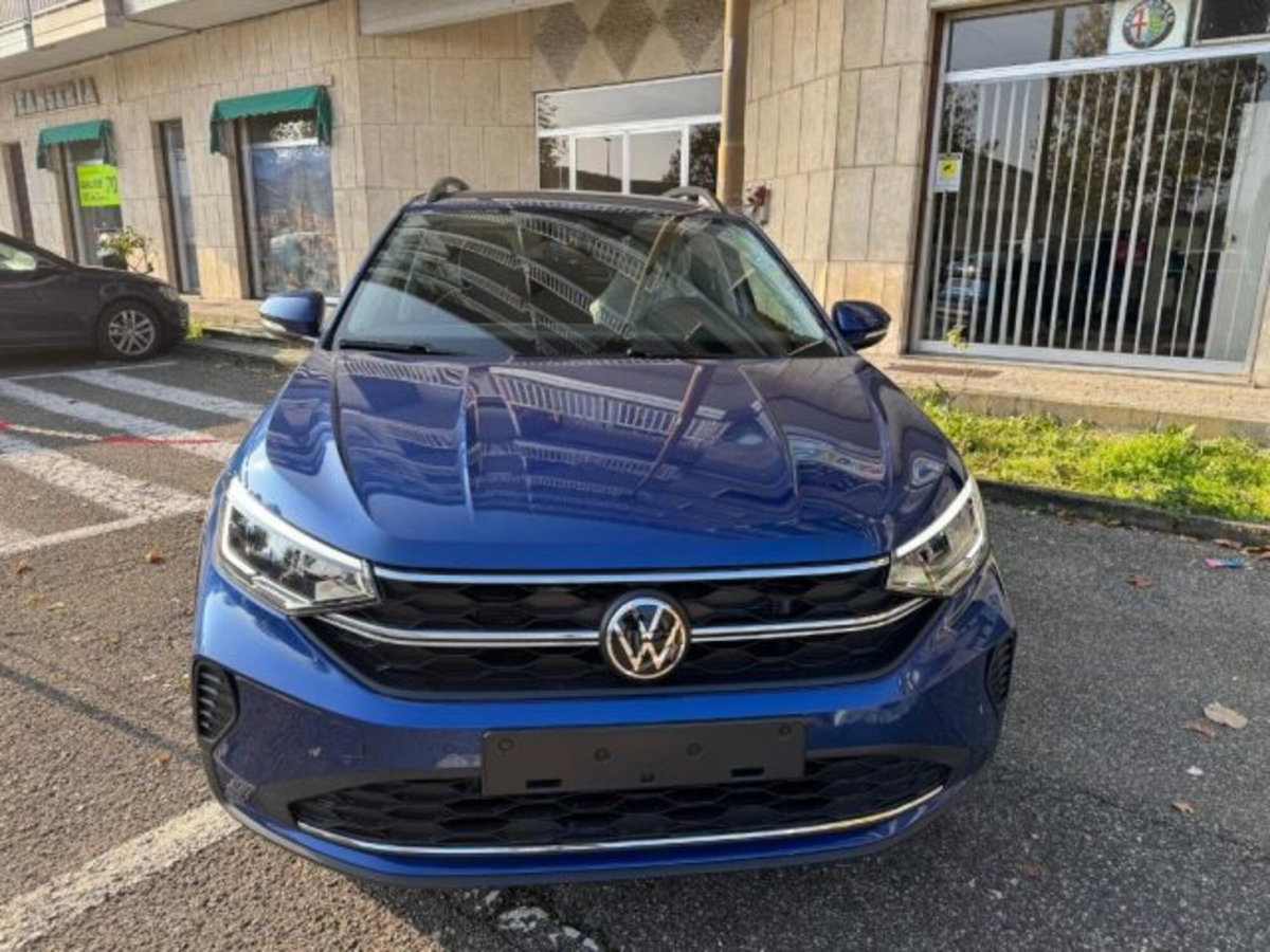 Volkswagen Taigo 1.0 tsi R-Line 115cv (11)
