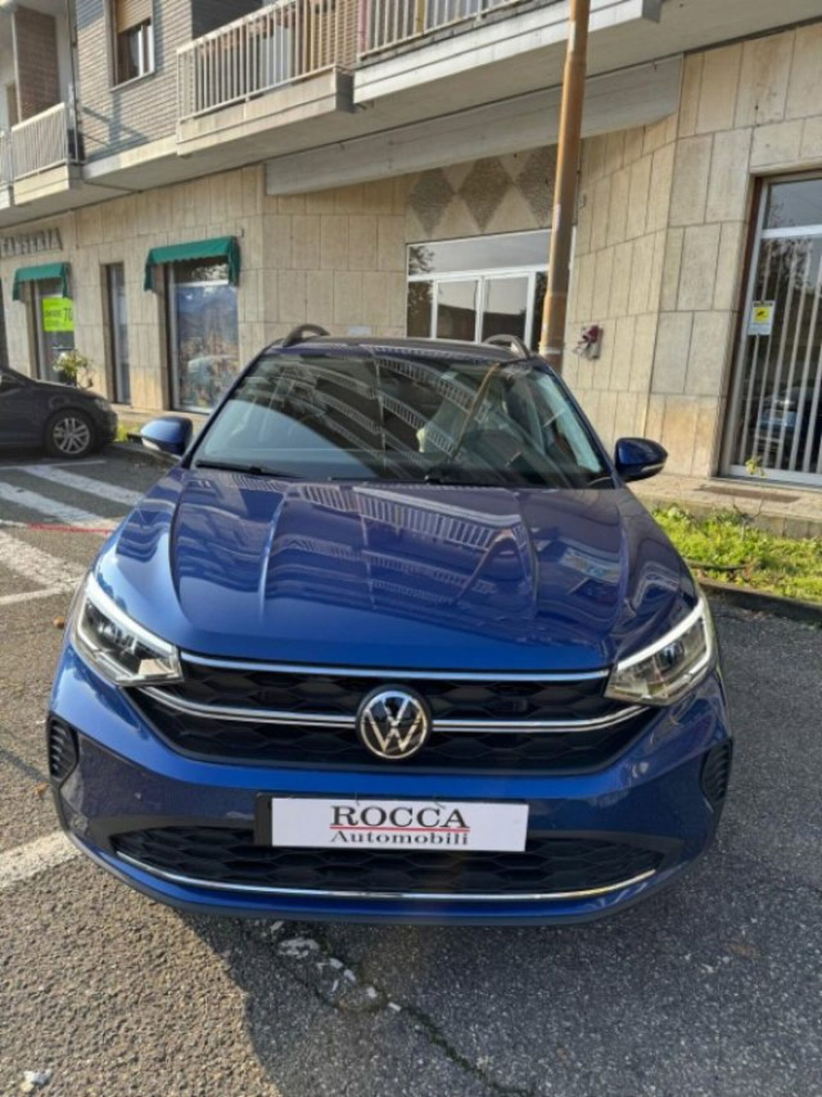 Volkswagen Taigo 1.0 tsi R-Line 115cv (2)