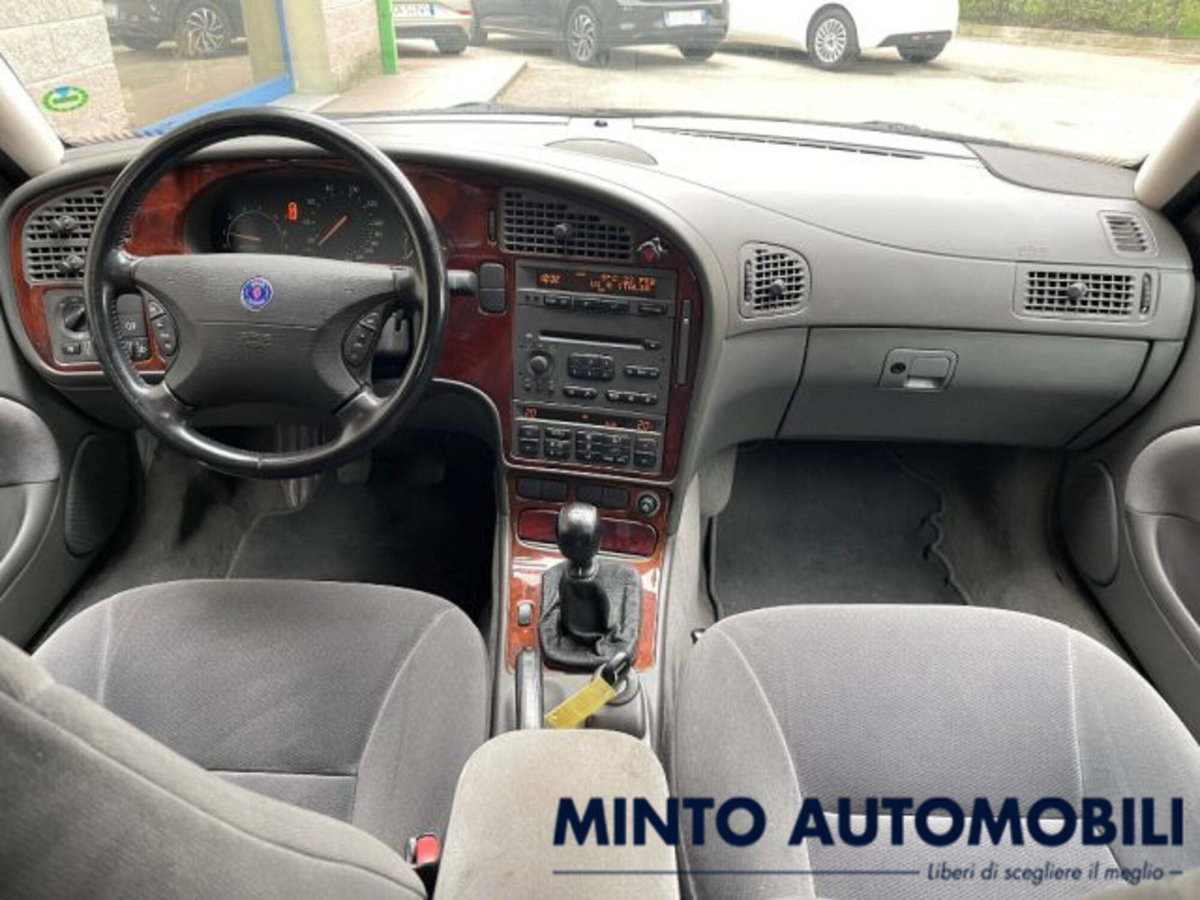 Saab 9-5 16V T cat S (7)