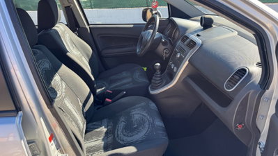 Opel Agila 1.2 16V 94CV Enjoy (12)