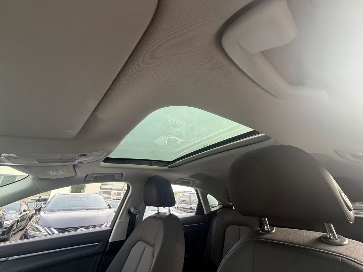 Audi Q3 Sportback 35 TDI quattro S tronic S line edition (8)