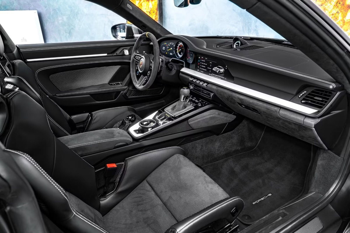 Porsche 911 Coupé 4.0 GT3 RS auto (11)