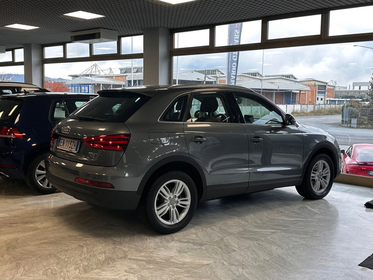 Audi Q3 2.0 TFSI 211CV quattro S tronic Advanced Plus (4)