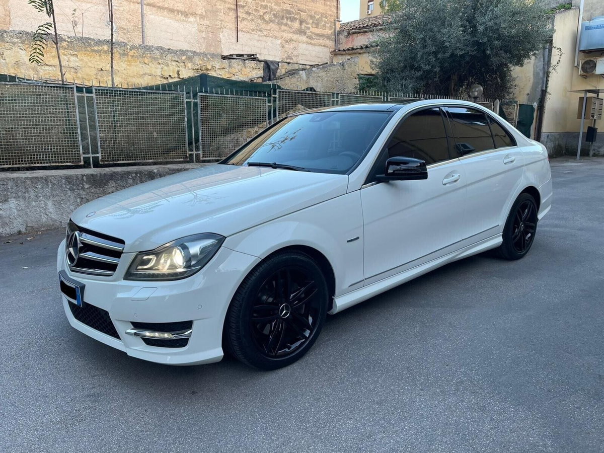 Mercedes-Benz Classe C 220 CDI BlueEFFICIENCY Avantgarde AMG (5)