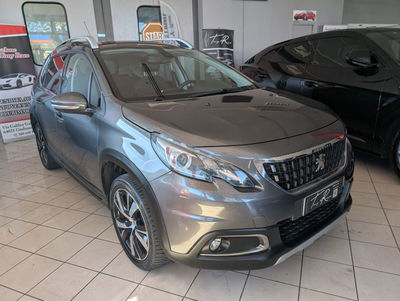Peugeot 2008 120 EAT6 S&S Black Matt usata