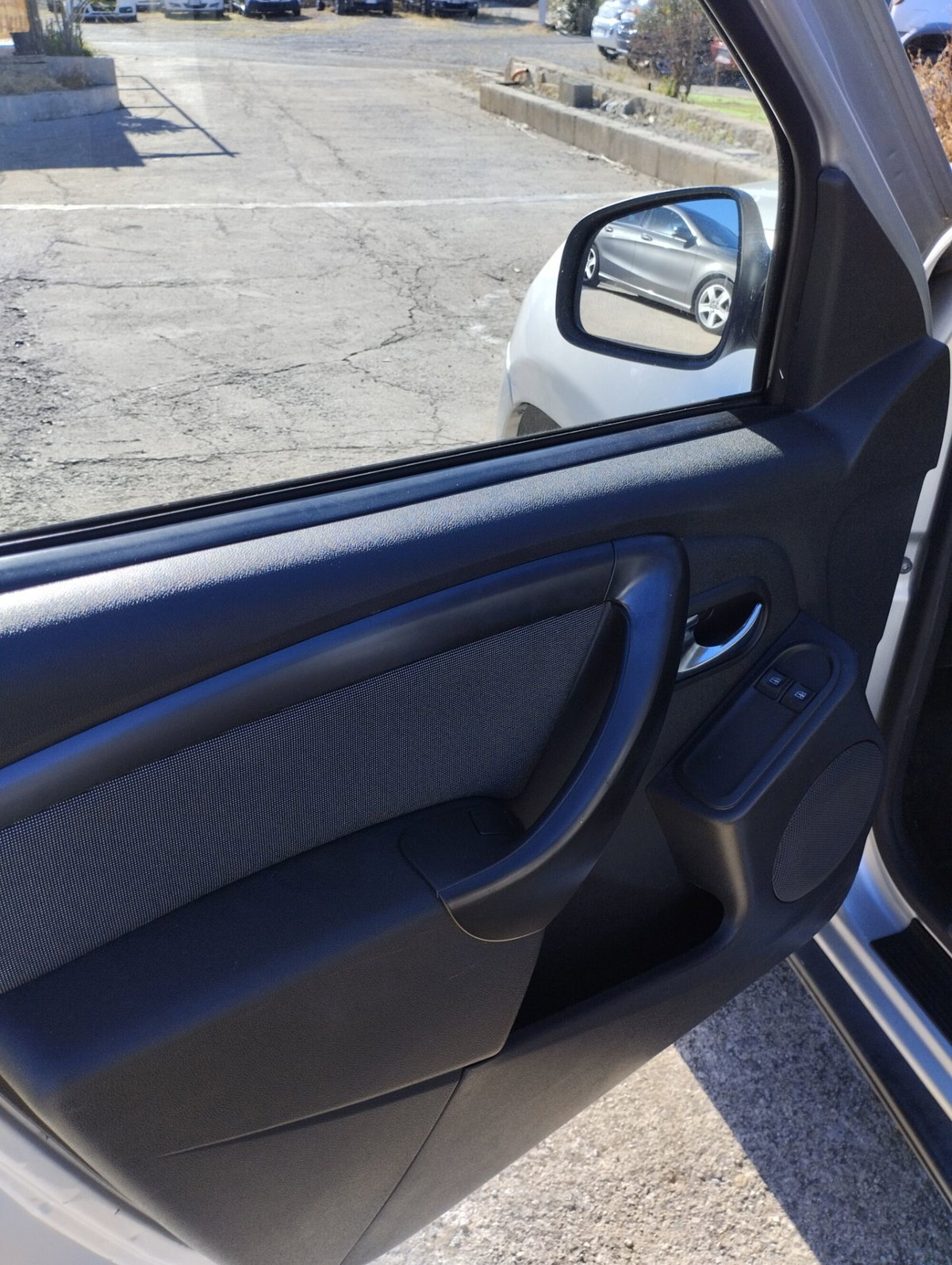 Dacia Duster 1.5 dCi 110CV 4x2 Ambiance (14)