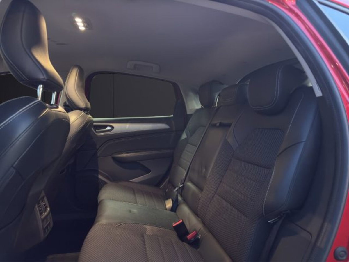 Renault Arkana E-Tech 145 CV Intens (13)