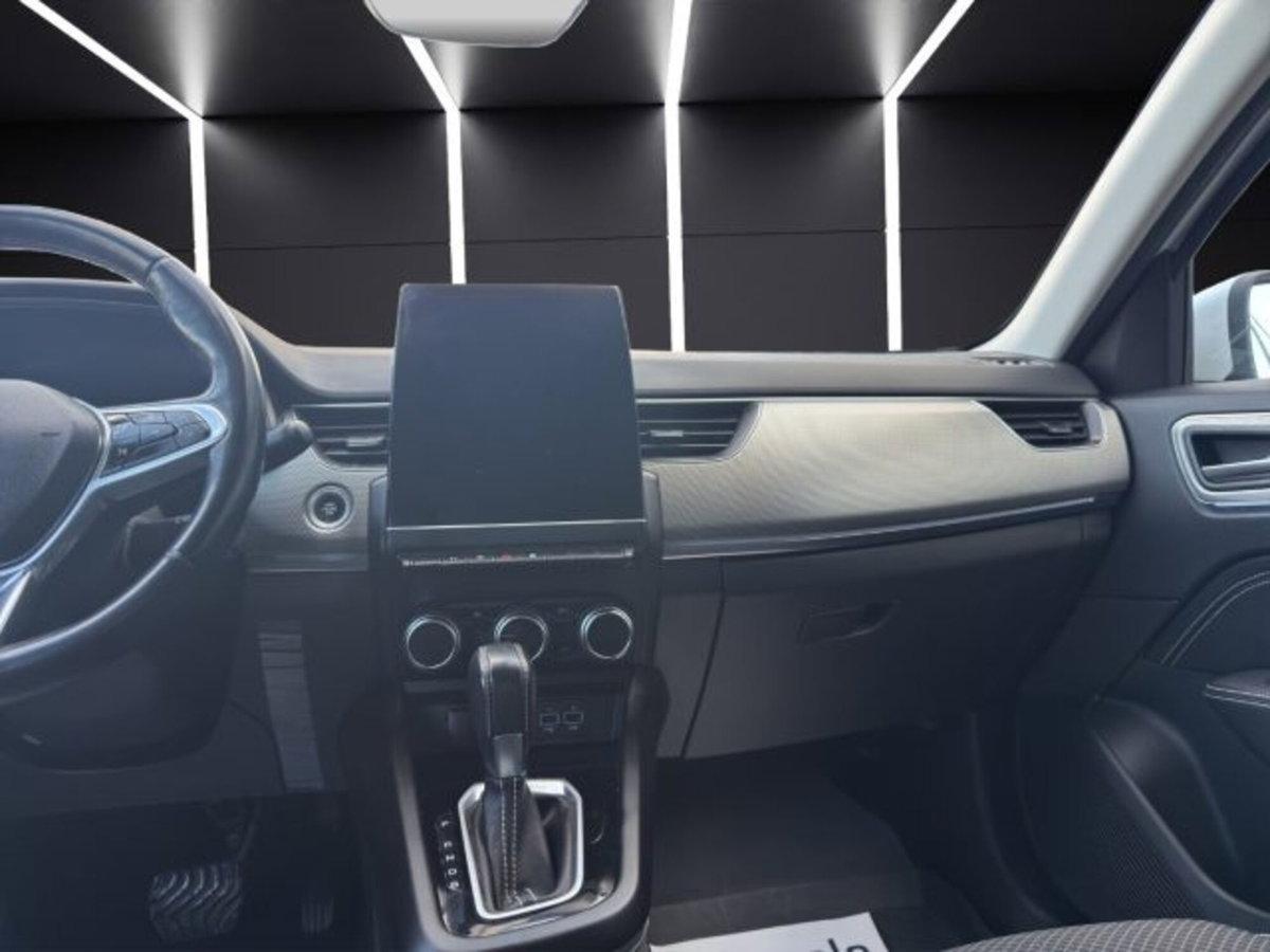 Renault Arkana E-Tech 145 CV Intens (14)