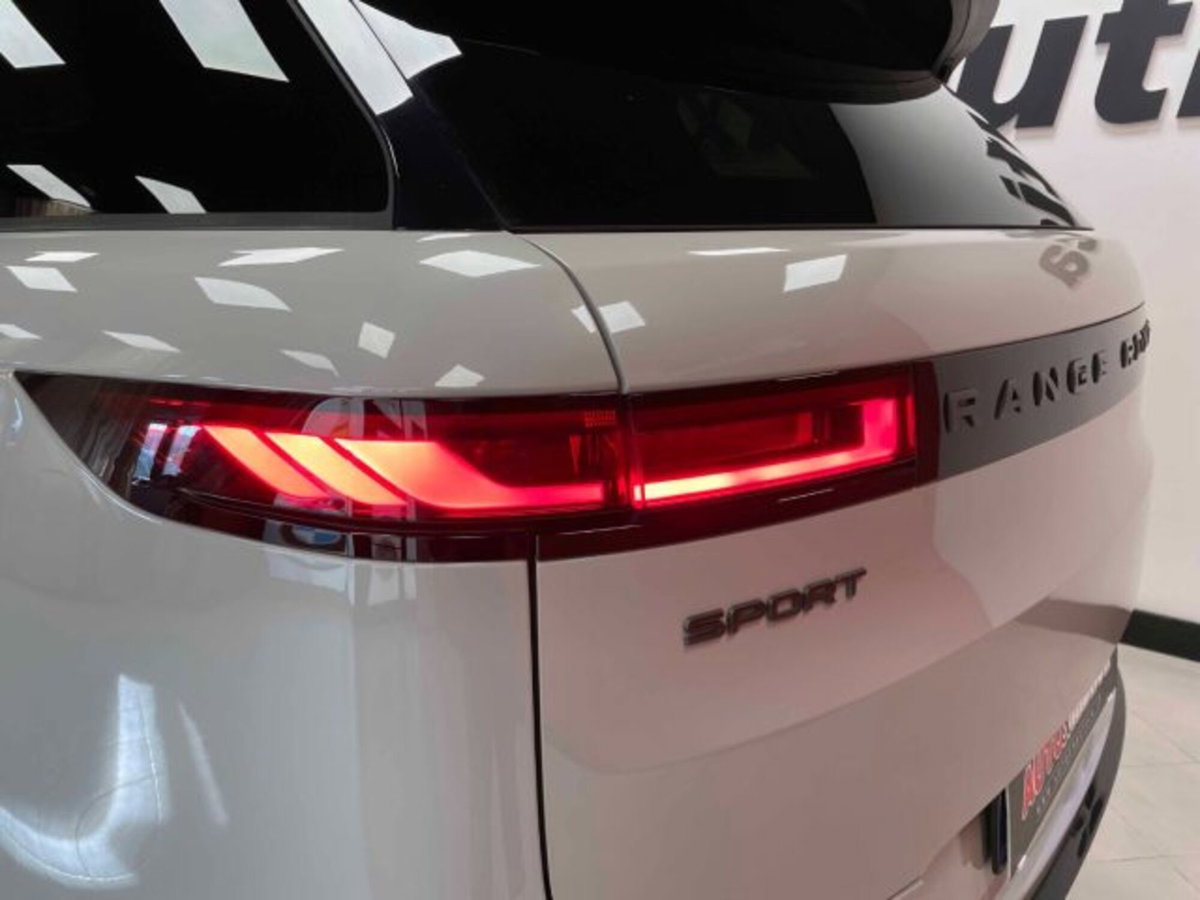 Land Rover Range Rover Sport 3.0d i6 mhev Dynamic HSE awd 250cv auto (14)