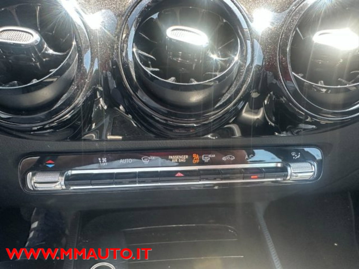 Mercedes-Benz Classe B 200 d Automatic Executive (17)