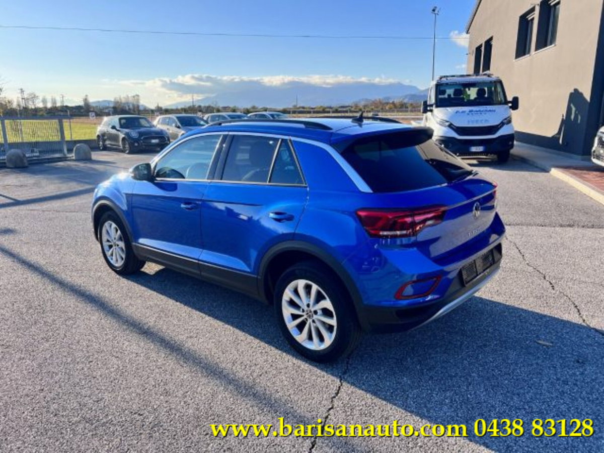 Volkswagen T-Roc 1.0 TSI Life (4)