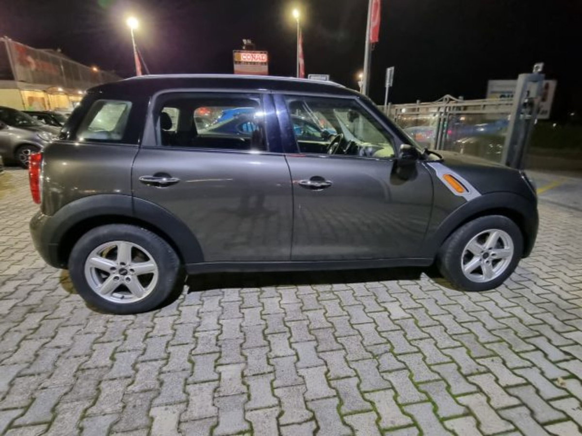 MINI Mini Countryman 2.0 Cooper D Countryman Automatica (6)