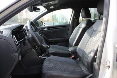 Volkswagen T-Roc 2.0 tdi R-Line 115cv (7)