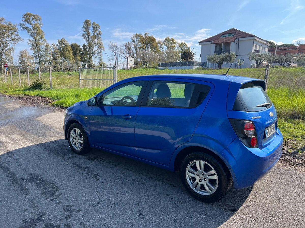 Chevrolet Aveo 1.2 70CV 5 porte LS (7)