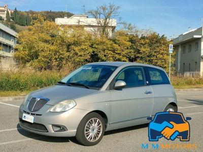 Lancia Ypsilon 1.4 Oro Ecochic GPL usata