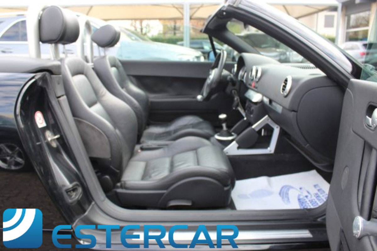 Audi TT Cabrio 1.8 T 20V 150 CV cat (10)