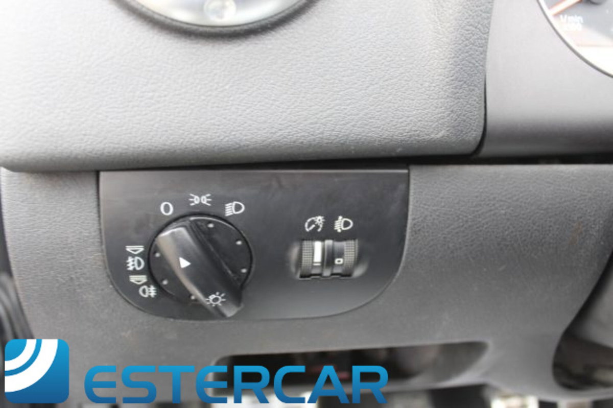 Audi TT Cabrio 1.8 T 20V 150 CV cat (17)