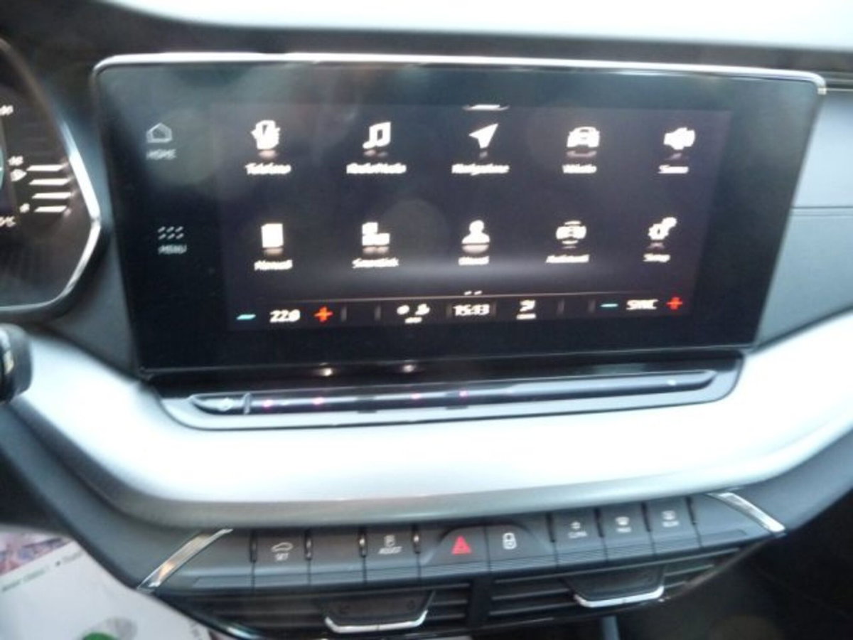 Skoda Octavia Station Wagon 1.5 G-TEC DSG Wagon Executive (16)