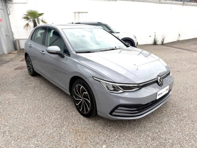 Volkswagen Golf Variant 1.0 eTSI EVO DSG Life