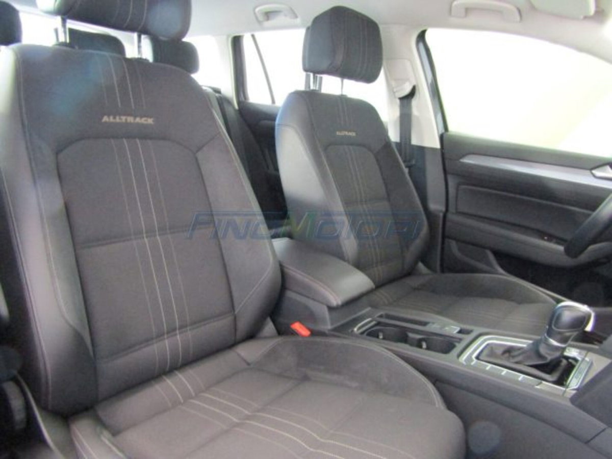 Volkswagen Passat Variant Alltrack 2.0 TDI 190 CV 4MOTION DSG BMT (8)
