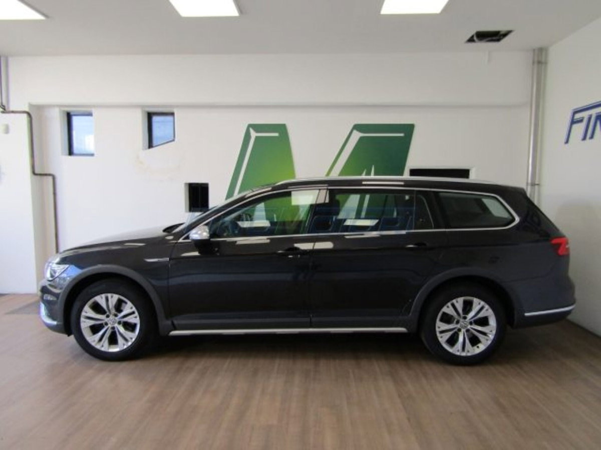 Volkswagen Passat Variant Alltrack 2.0 TDI 190 CV 4MOTION DSG BMT (5)
