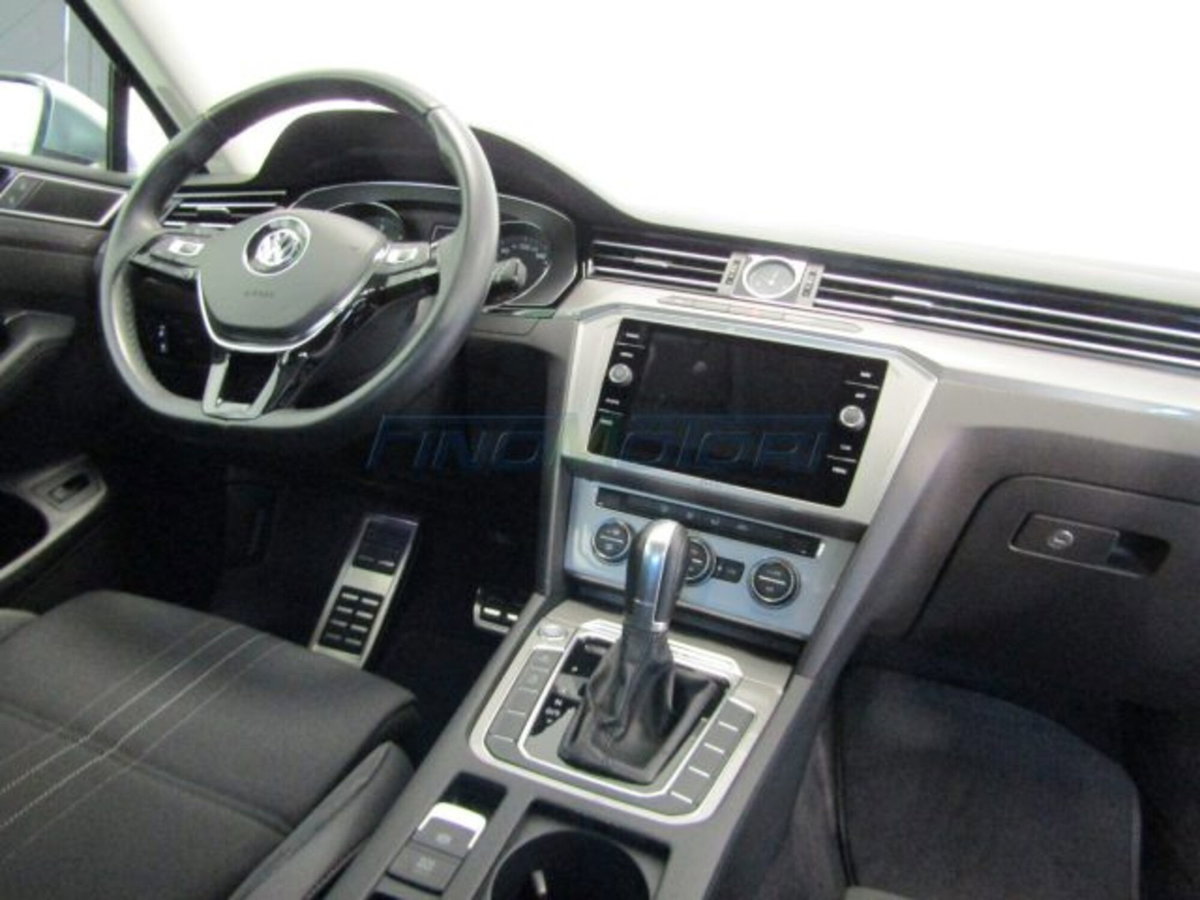 Volkswagen Passat Variant Alltrack 2.0 TDI 190 CV 4MOTION DSG BMT (6)
