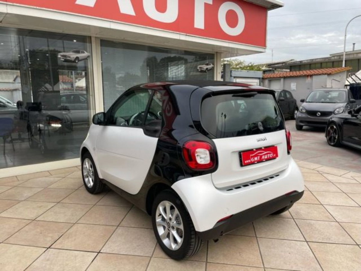 smart Fortwo 70 1.0 twinamic Urban (2)