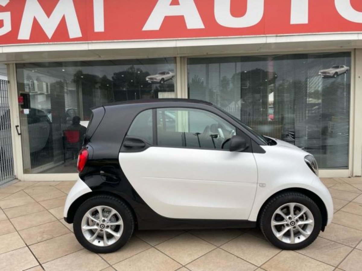 smart Fortwo 70 1.0 twinamic Urban (5)