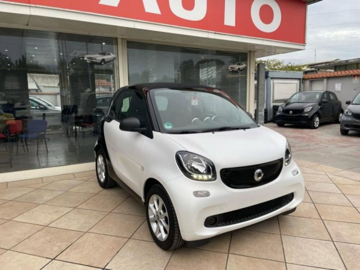 smart Fortwo 70 1.0 twinamic Urban (6)