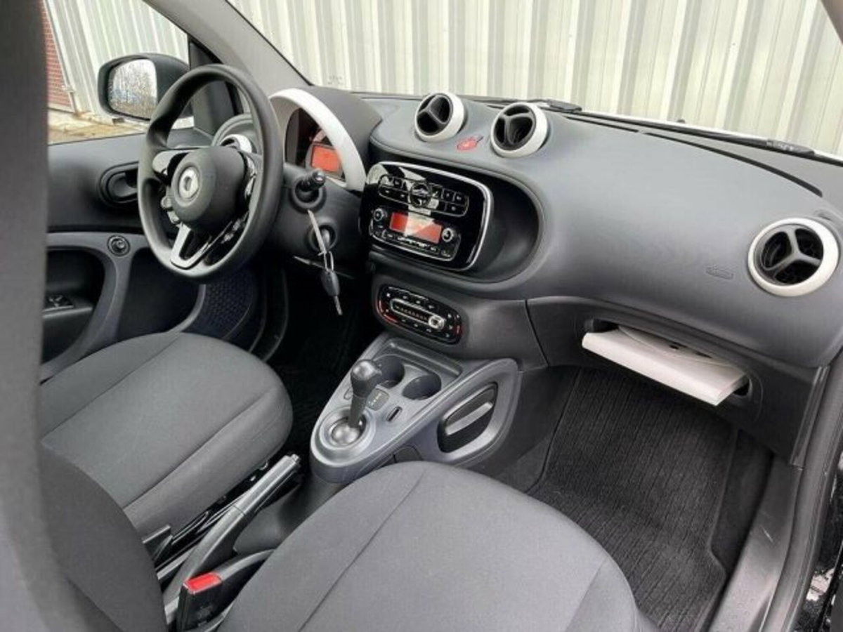 smart Fortwo 70 1.0 twinamic Urban (8)
