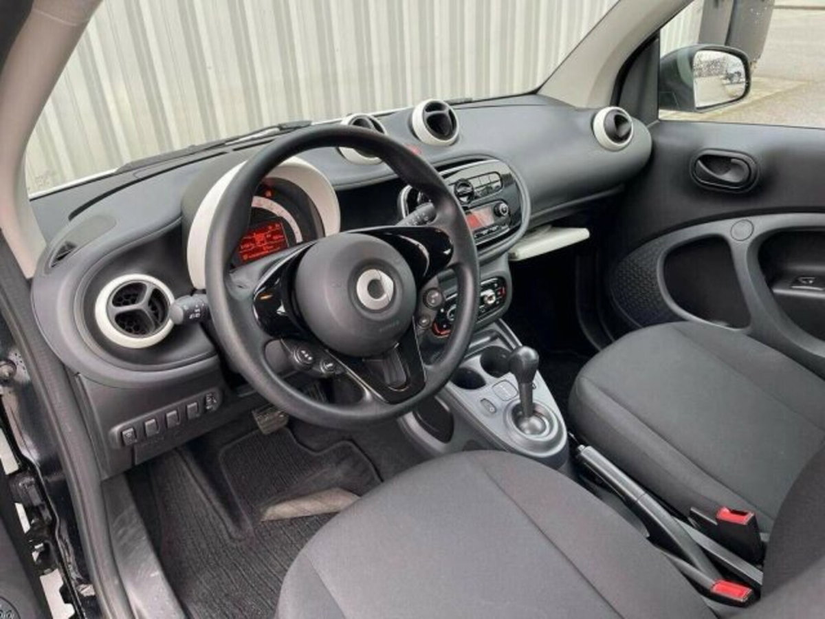 smart Fortwo 70 1.0 twinamic Urban (9)